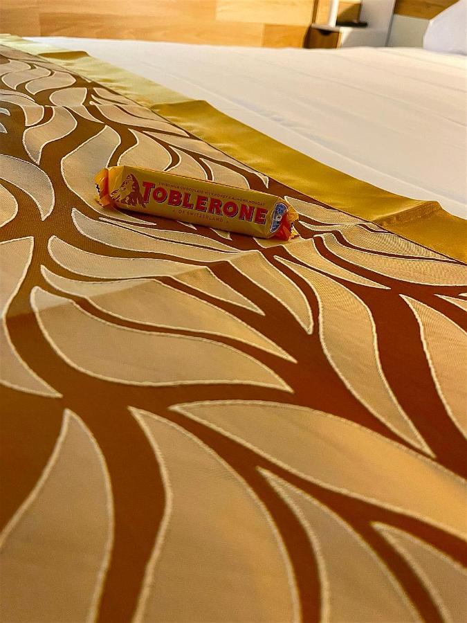 Hotel California Могио Экстерьер фото
